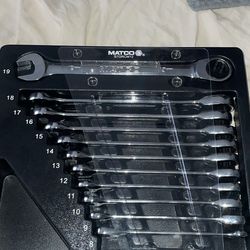 Matco 9mm-19mm Ratcheting Wrench Set