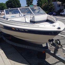 Bayliner 
