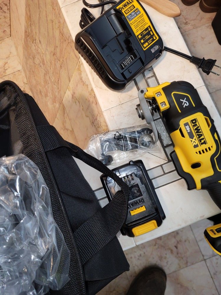 Dewalt Oscillating Tool Kit