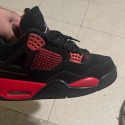 Jordan 4s Red Thunders 