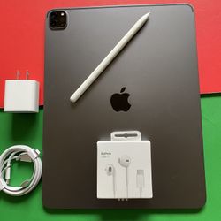 Apple IPad Pro 12.9” 6th Generation (M2 chip / Liquid XDR display/ 2022 ) 256GB with keyboard, pen & Accessories (1TB $1099) 