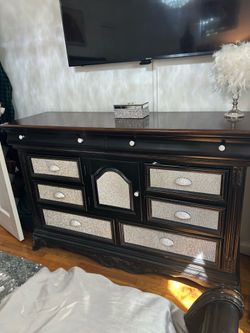 4-Piece Black and Glitter Bedroom Set