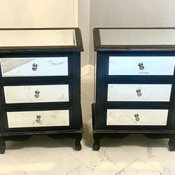 Pair of mirrored nightstands