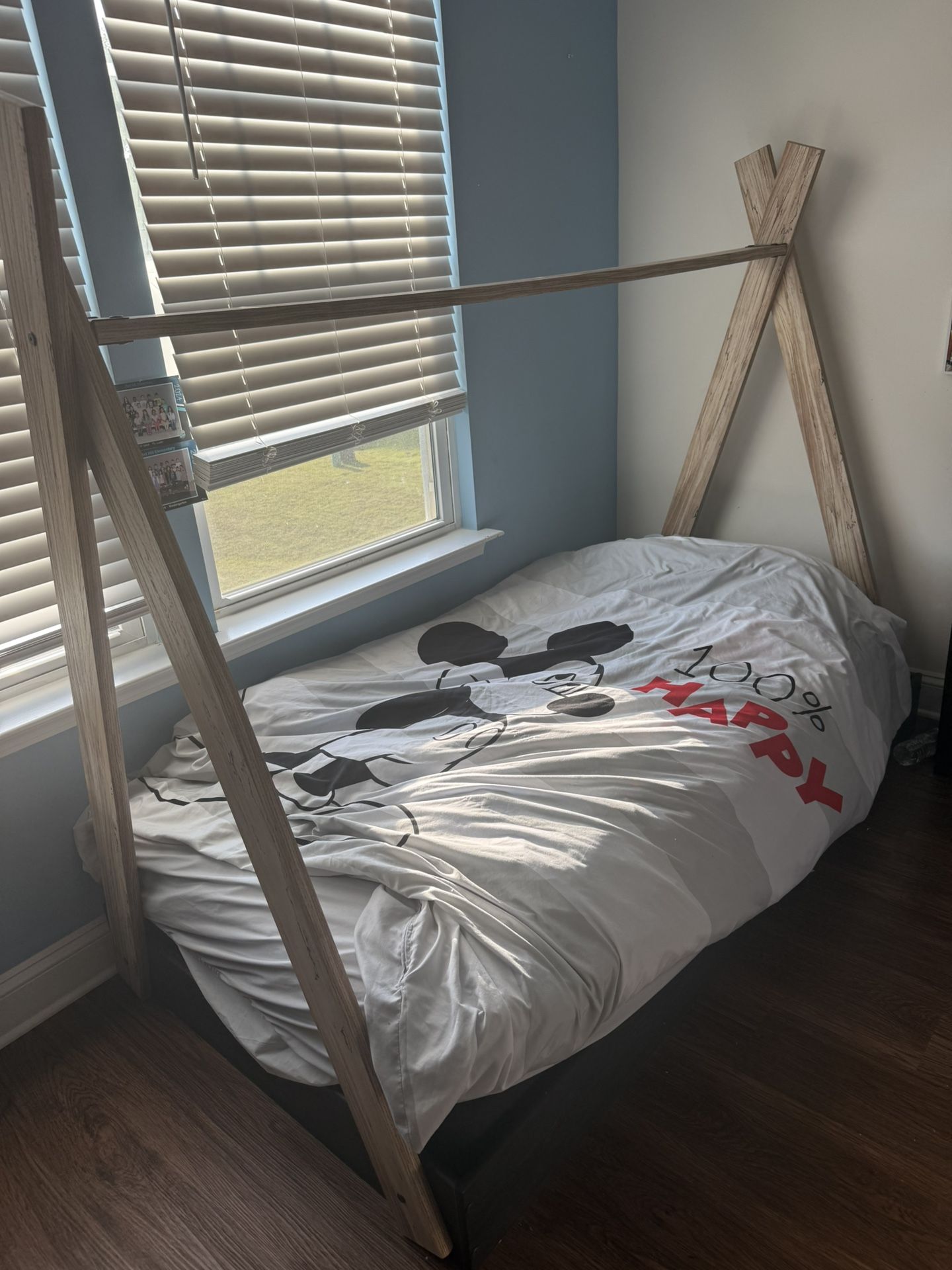 Twin Bed