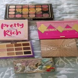 Lively Makeup Palette Sets for Every Style and Event bank case