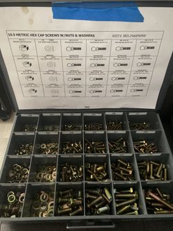 10.9 Metric Nuts&Bolts ,washers/762pcs