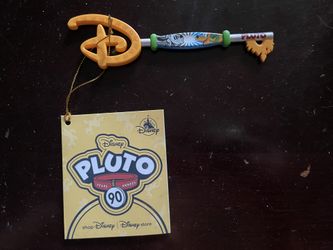 Disney Pluto Key with Tag UK