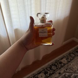 Chanel N’5 Perfume