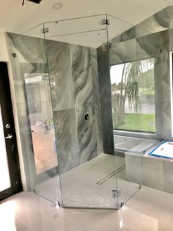 Franeless Glass Shower Doors