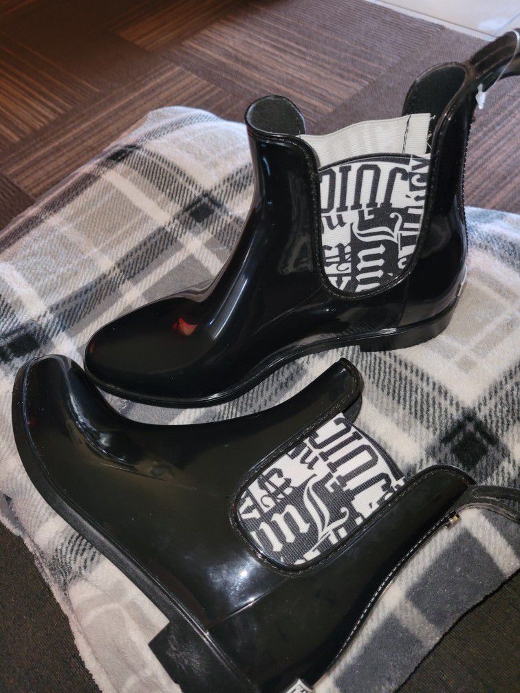 Juicy Couture Rain Boots Size 9