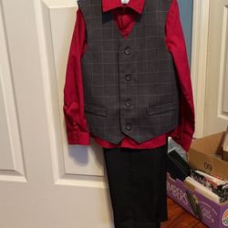 Boys Suit Vest Pants Shirt Size 5