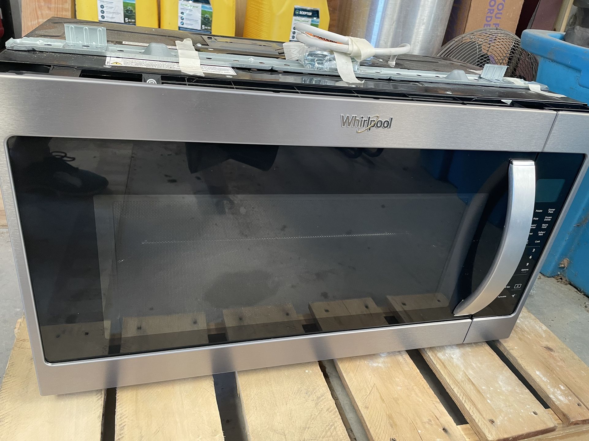 GE Profile - 2.2 Cu. Ft. Built-In Microwave - Gray 2KF for Sale in Katy, TX  - OfferUp