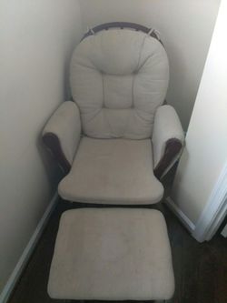 Rocking chair with foot stool