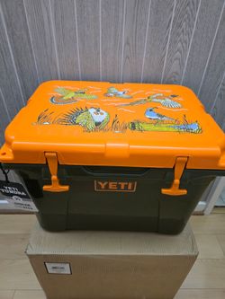 Yeti Tundra 35 Cooler Limited Olive Orange with Basket