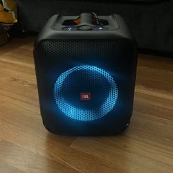 JBL PARTYBOX ENCORE ESSENTIAL