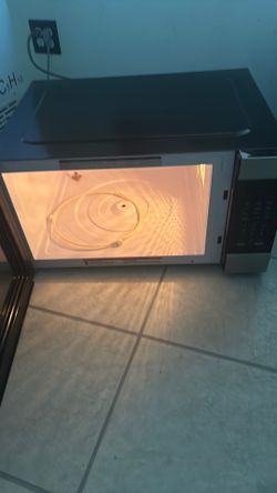 Insignia microwave