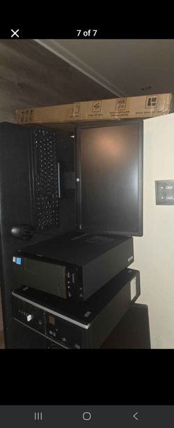 Windows 11 Lenovo Desktop: Monitor+Keyboard & Mouse