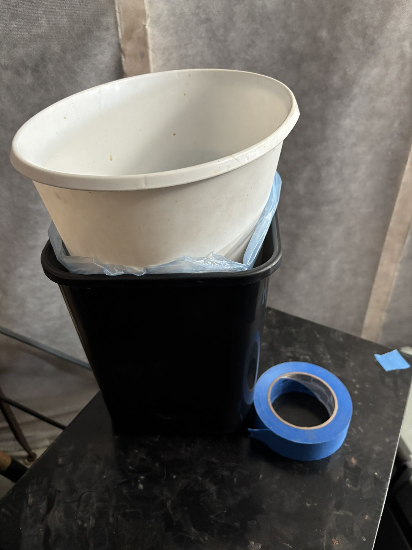 Multi Different Small Trash Cans