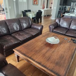 Full leather Italian Nicoletti Sofa and loveseat