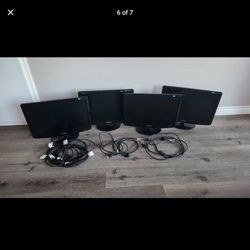 set of 4 Samsung 22inch PC monitors with cables and stands complete computer setup