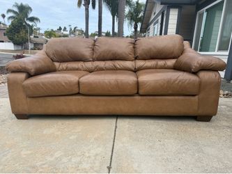 Sleeper Sofa. Queen. Pleather