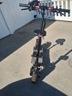 Both scooters go 60 mph 350 each