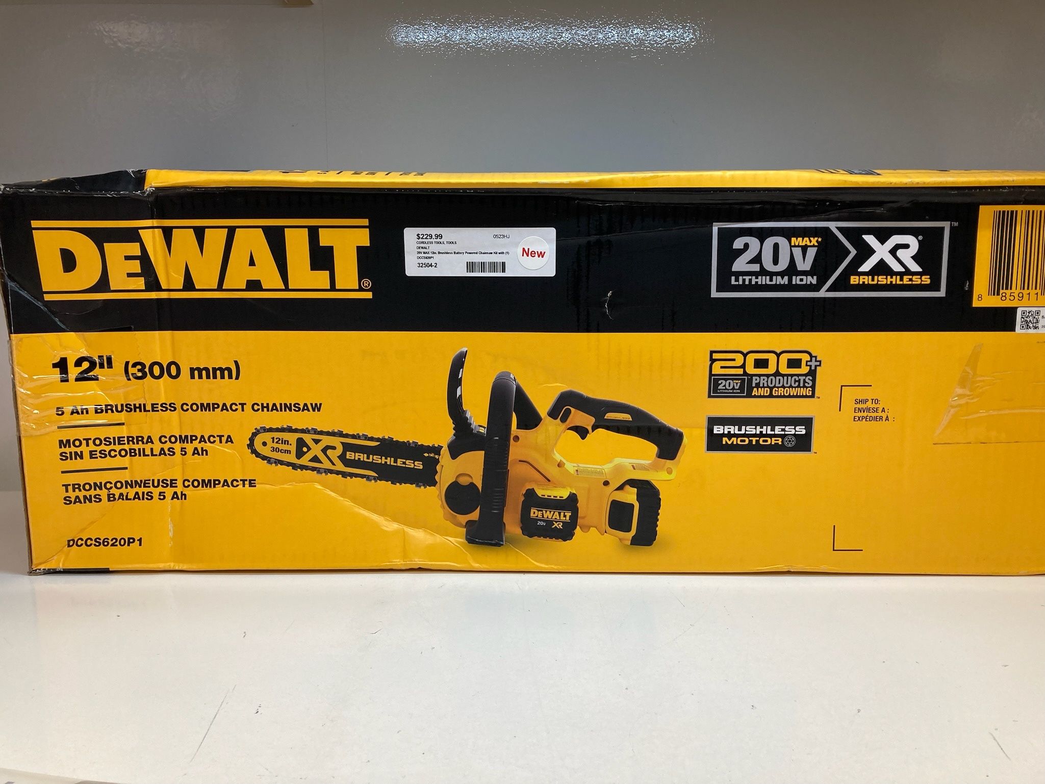 DEWALT DCCS620P1 20V MAX 12” Brushless Battery Powered Chainsaw Kit