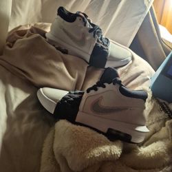 Nike LeBron 8s Brand New 