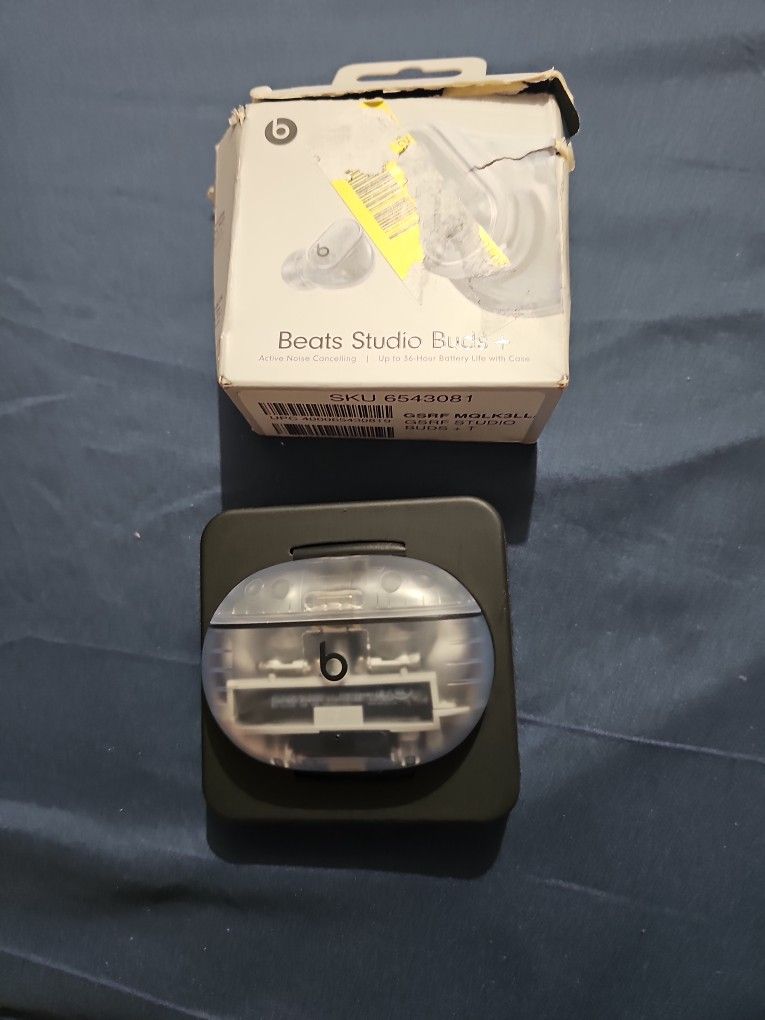Beats Studio Buds +
