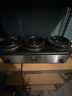 Slow cooker