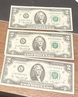 1976 , 2017, 2021 Money