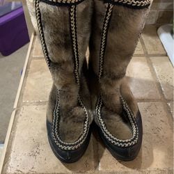 Vintage Faux Fur/ SnowLand Boots Size 5