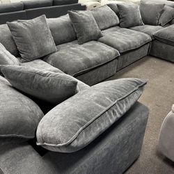 January Sale – Sereen 6-Piece Fabric Modular Sectional (Dark Gray)