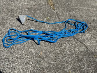 20 pound drift bone acre with 50 feet of nylon rope in good condition  $40, cash or Venmo, pick up at my house in Northwest Vancouver. I’m at ZIP Code