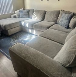 U shaped sofa sectional