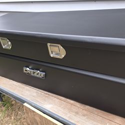 DeeZee tool box