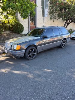1990 Mercedes-Benz 300TE