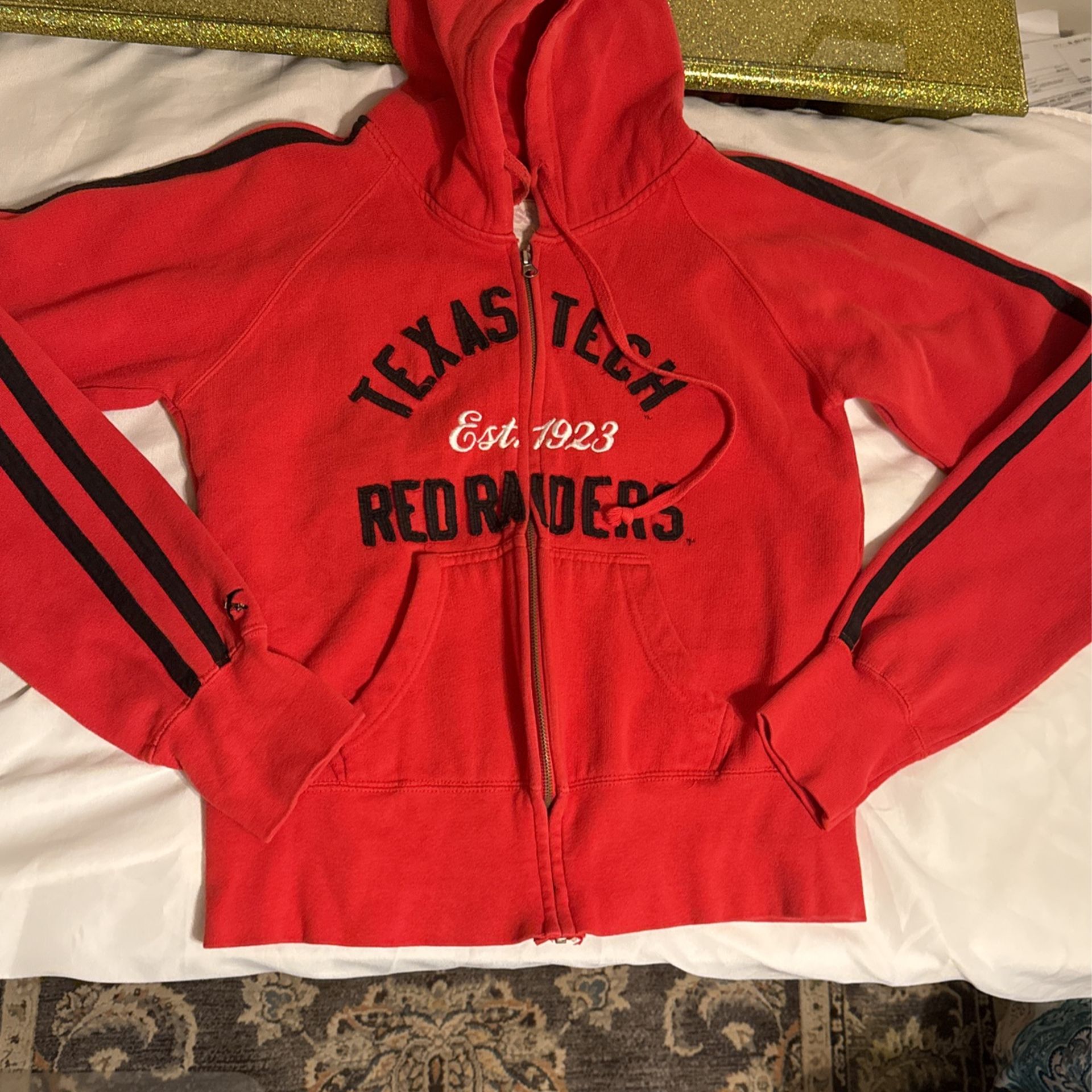Women’s Texas Tech Zippered Hoodie Medium
