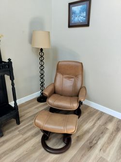 Ekornes Stressless Senator recliner