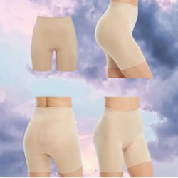 SPANX Suit Your Fancy Booty Booster Mid-Thigh Shaper NWT - Womens Size XS