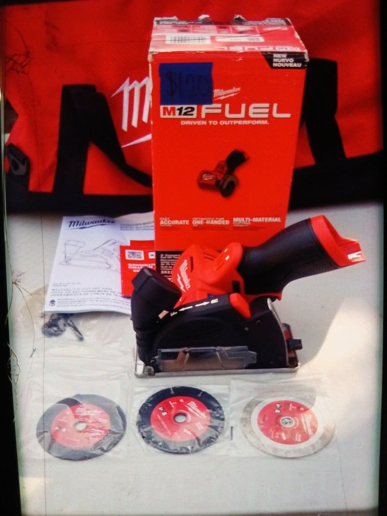 Milwaukee M12 Fuel Cut-off Tool (Tool Only)
