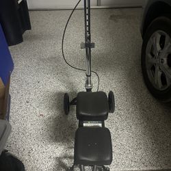 Knee Scooter With Brake
