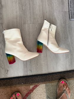 ‘Kurt Geiger’ boots