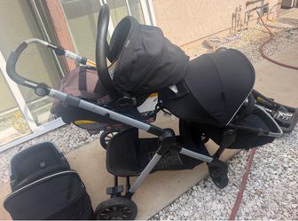 double stroller with car seat