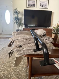 Curtains & Curtain Rod
