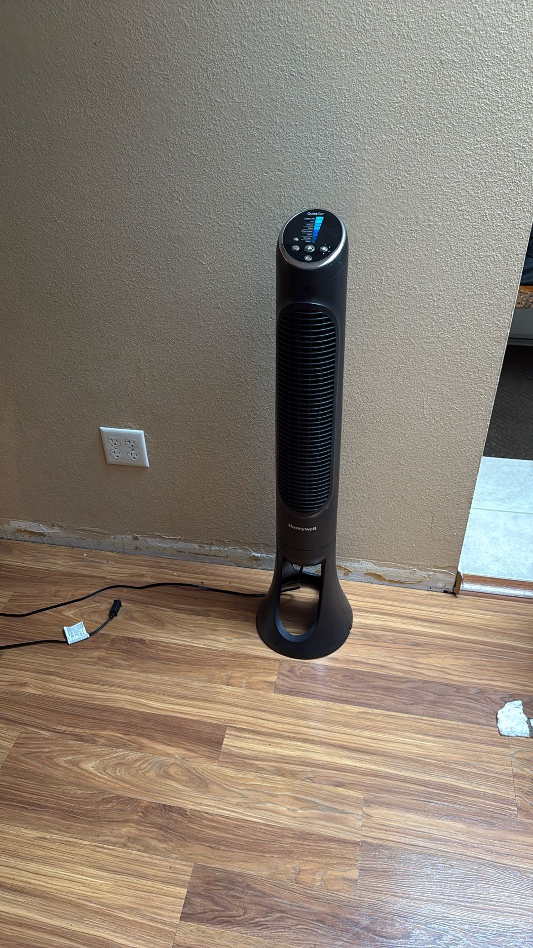 Honeywell QuietSet Fan