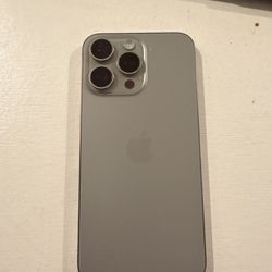 iPhone 15 Pro Max 256Gb