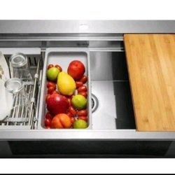KITCHEN SINK