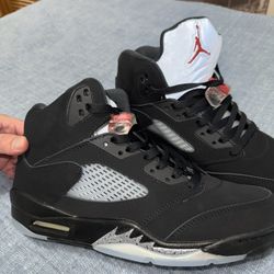 Jordan 5 Black Mettalic