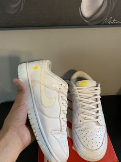 *NIKE WOMEN'S DUNK LOW Valentine's Day White Yellow Heart...